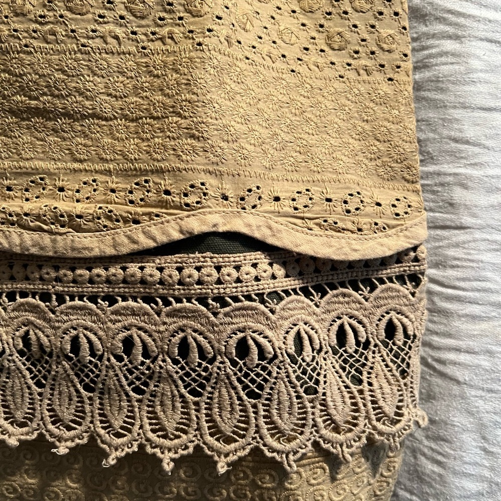 Tan Mona B Woven Tote with Geometric and Lace Details - Picture 2 of 11